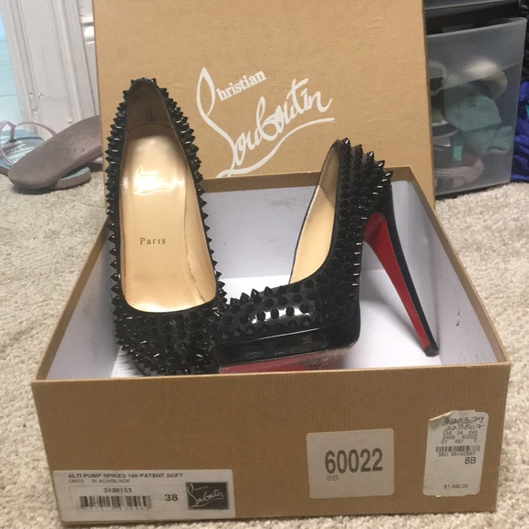 Christian Louboutin ALTI PUMP SPIKES black size 38 - Picture 1 of 4